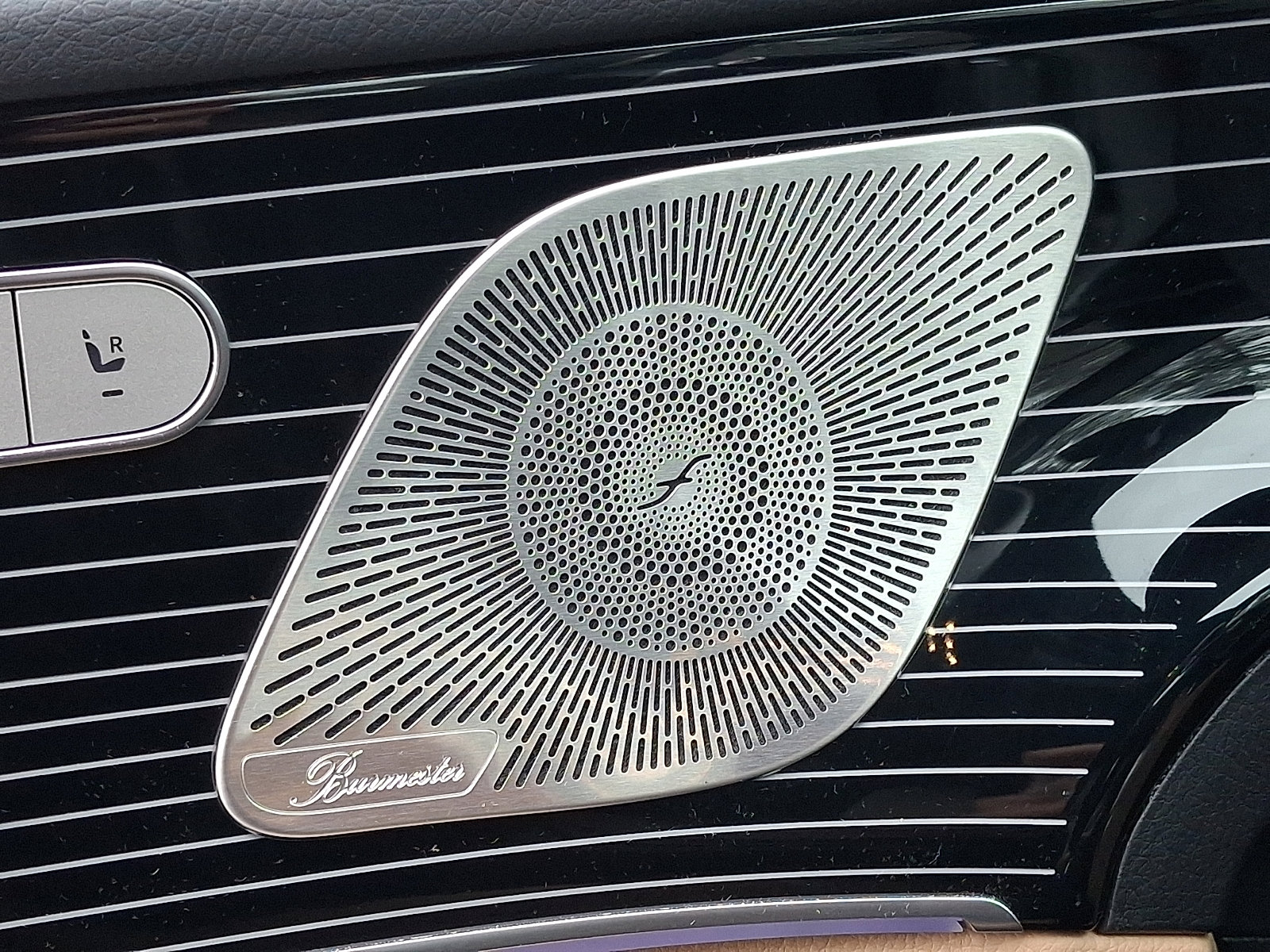 Certified 2025 Mercedes-Benz GLE 450 4MATIC image 26