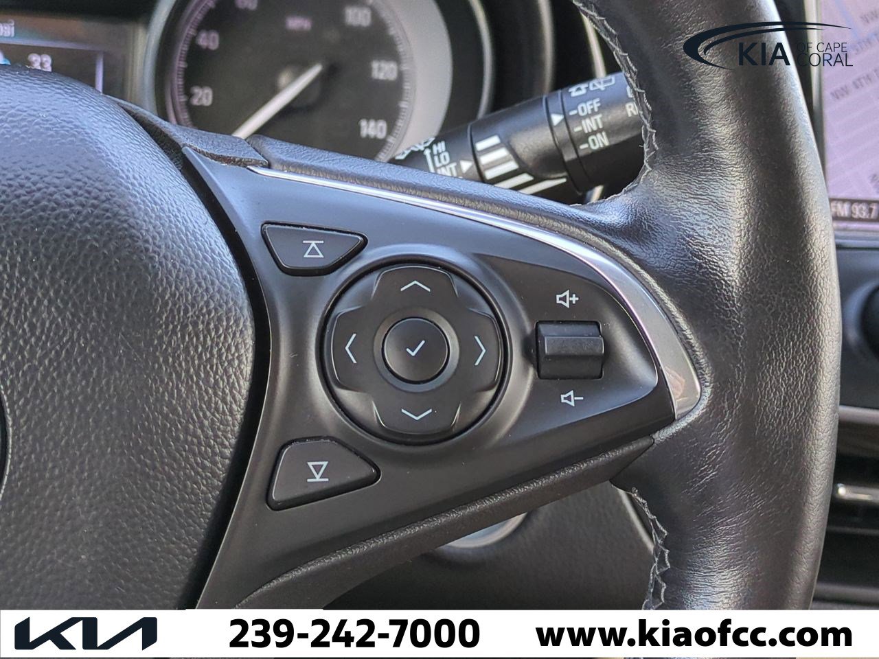 Used 2019 Buick Envision Essence image 28