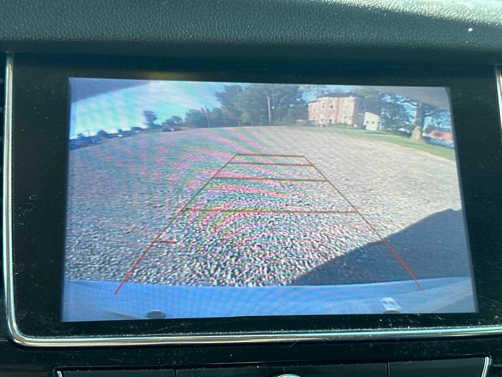Used 2021 Buick Encore Preferred w/ Safety Package II AWD/4WD image 22