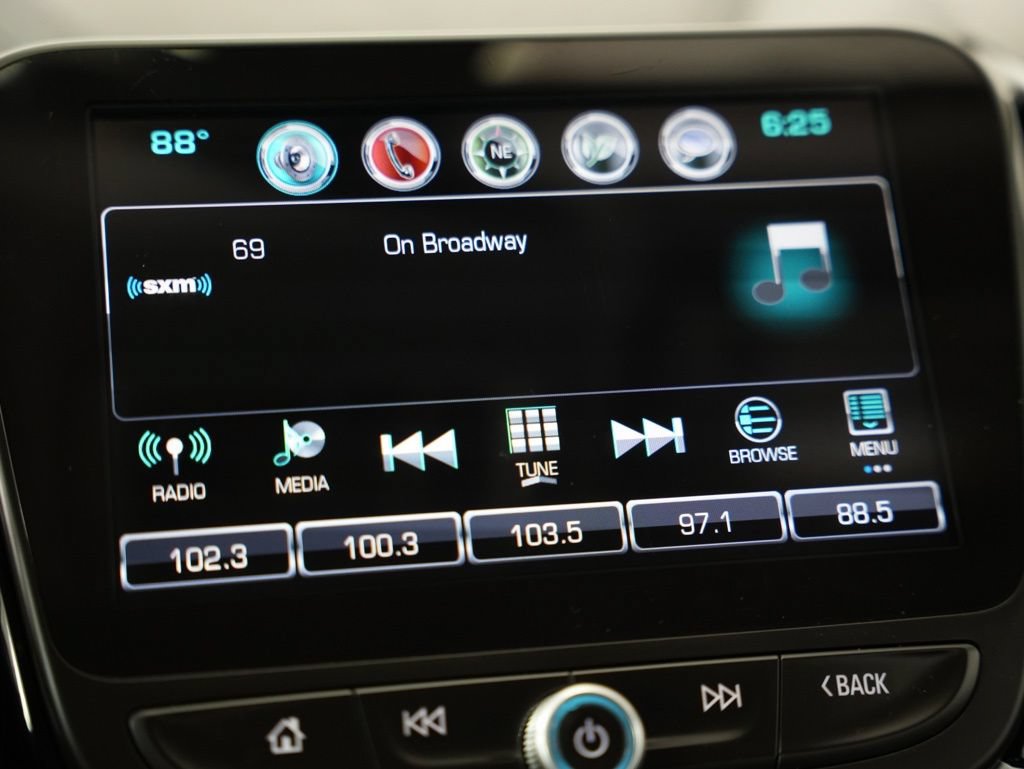 Used 2018 Chevrolet Volt LT FWD image 22