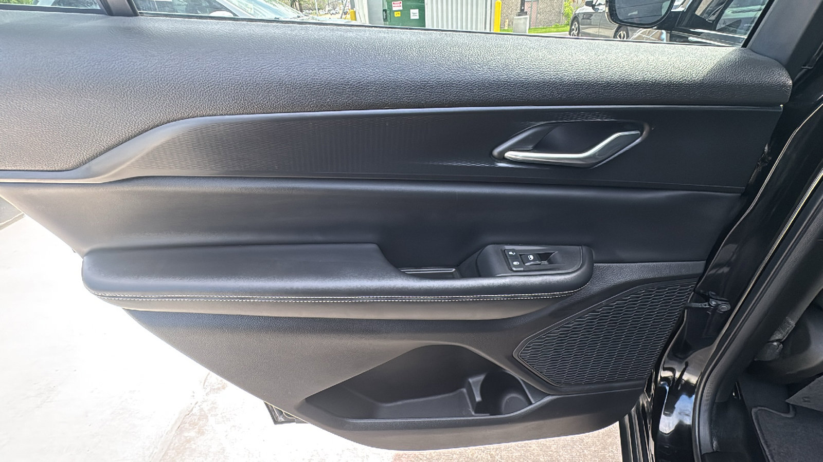 Certified 2024 Jeep Grand Cherokee L Altitude image 17