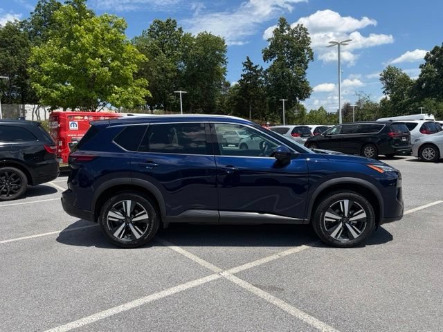 Certified 2026 Nissan Rogue SL AWD/4WD image 7