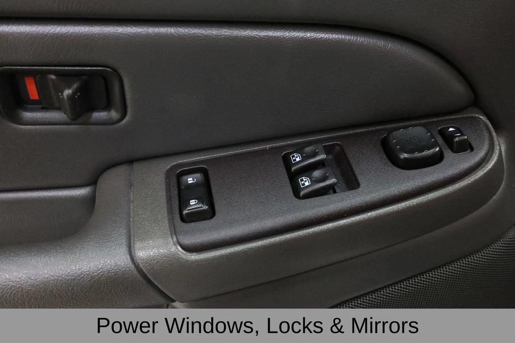 Used 2004 Chevrolet Silverado 1500 LS w/ Safe and Sound Package RWD image 33