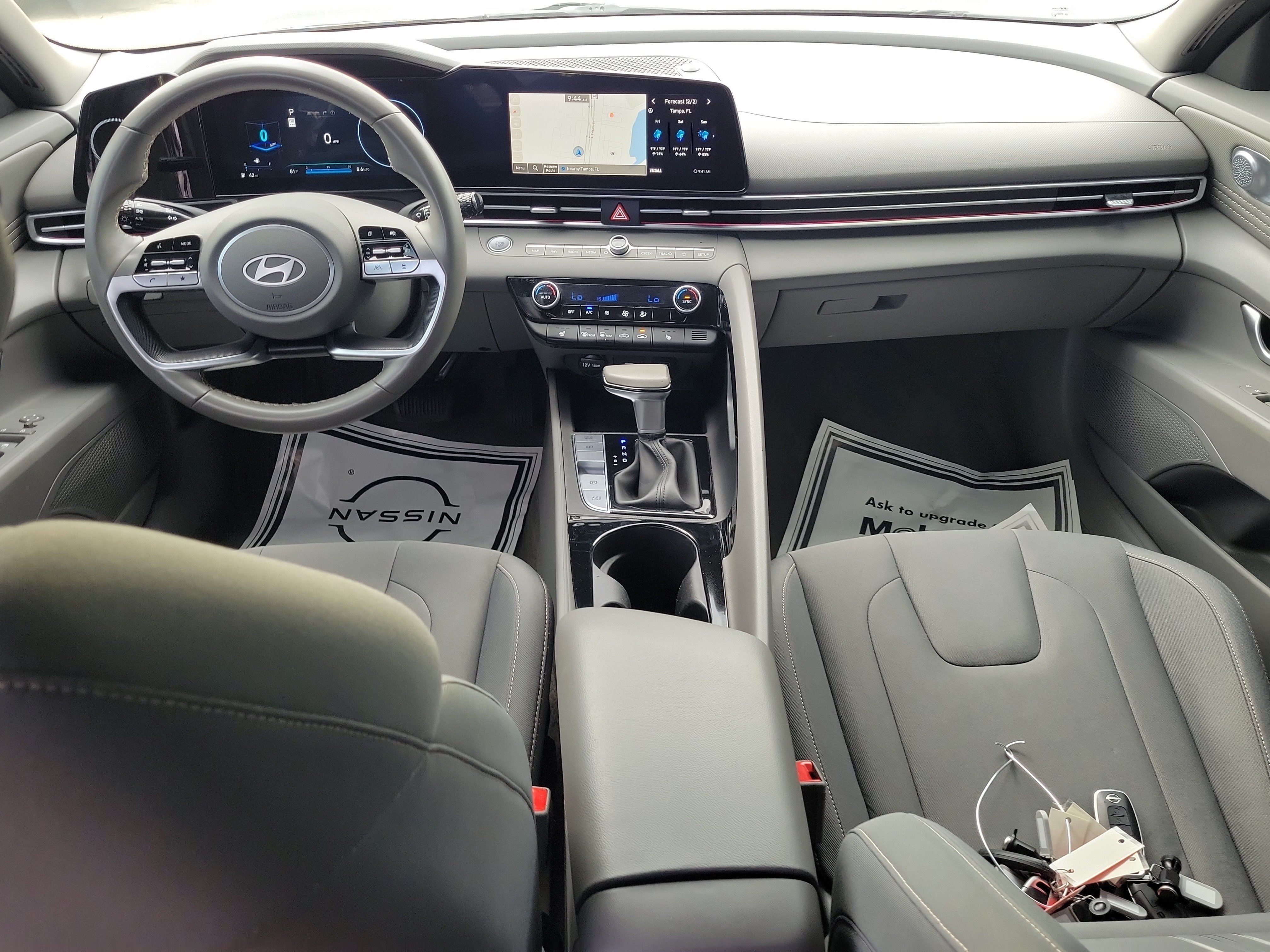 Used 2024 Hyundai Elantra SEL w/ Convenience Package FWD image 12
