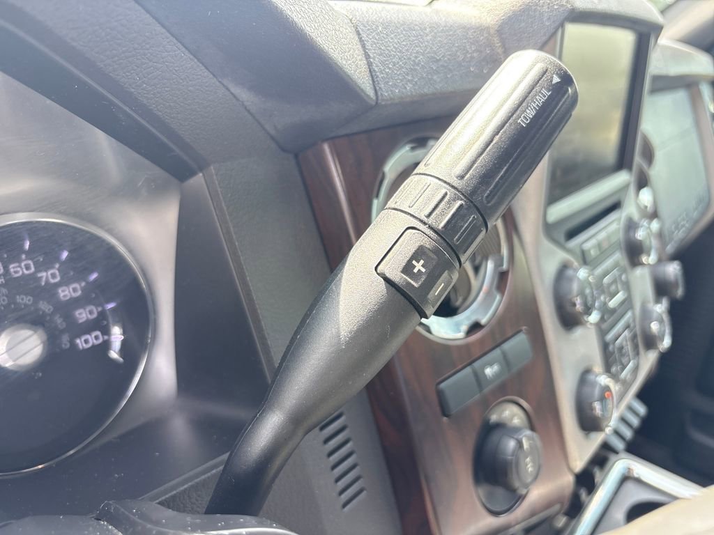 Used 2015 Ford F250 Lariat w/ Lariat Ultimate Package image 27