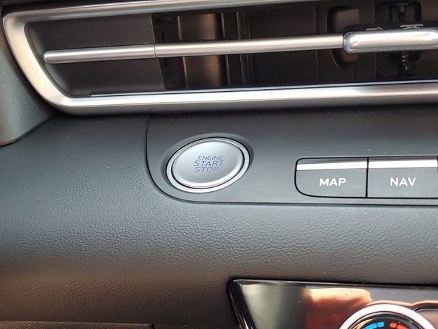 Certified 2025 Hyundai Elantra SEL FWD image 26