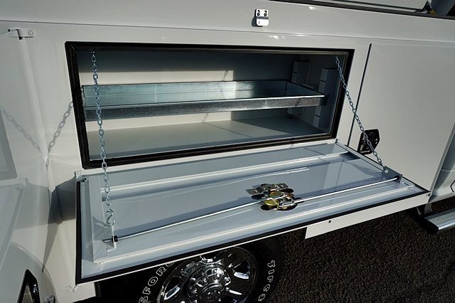 New 2024 RAM 2500 Tradesman w/ Chrome Appearance Group image 13