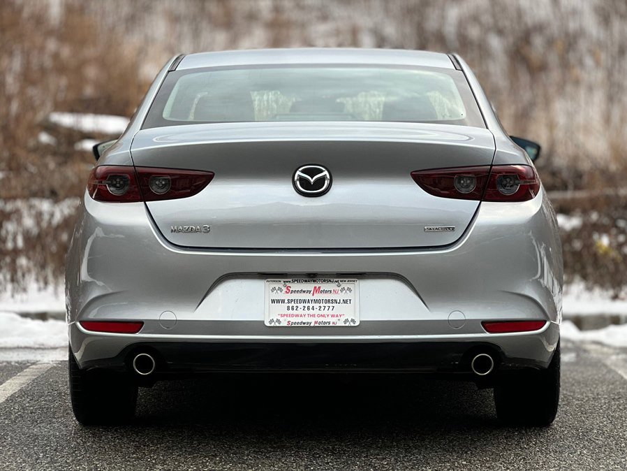 Used 2020 MAZDA MAZDA3 Sedan w/ Select Package image 7
