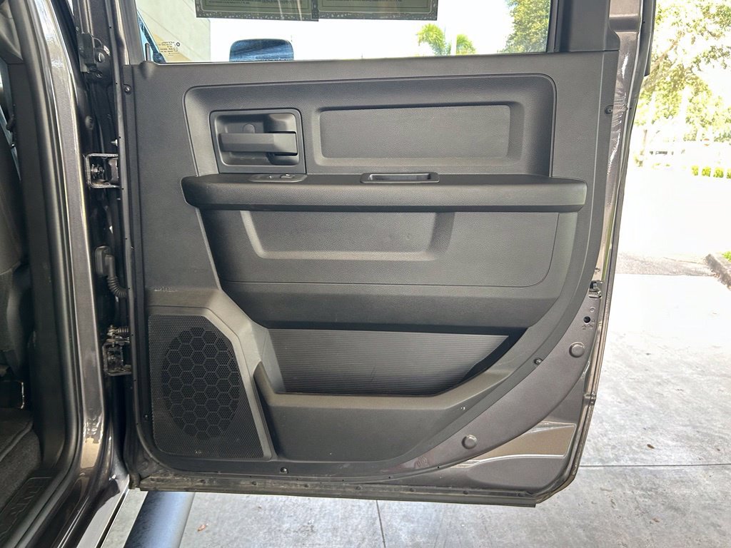 Used 2025 RAM 3500 Tradesman AWD/4WD image 32