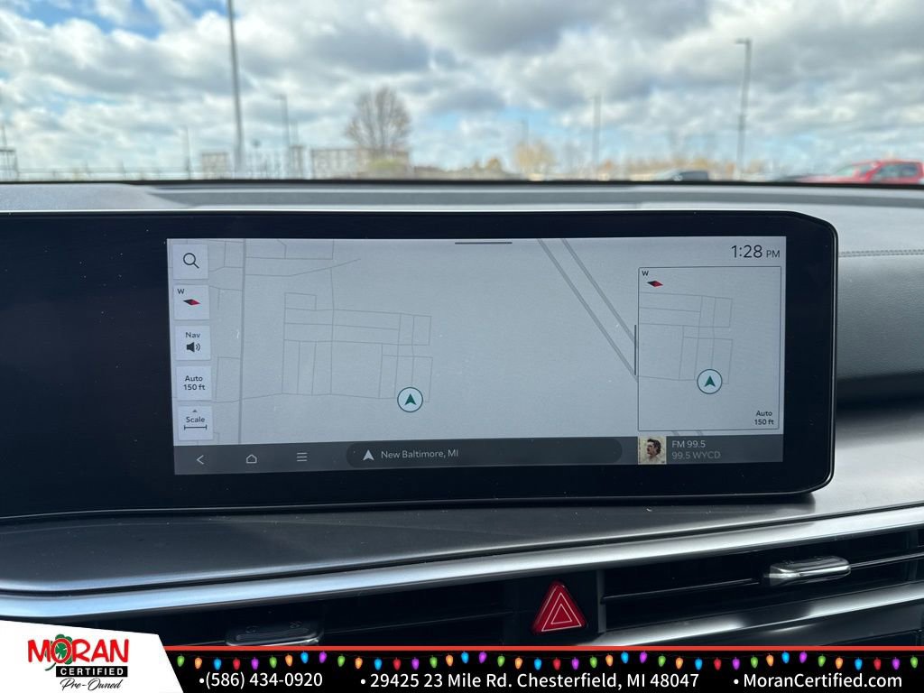 Used 2025 Kia Sorento S image 16