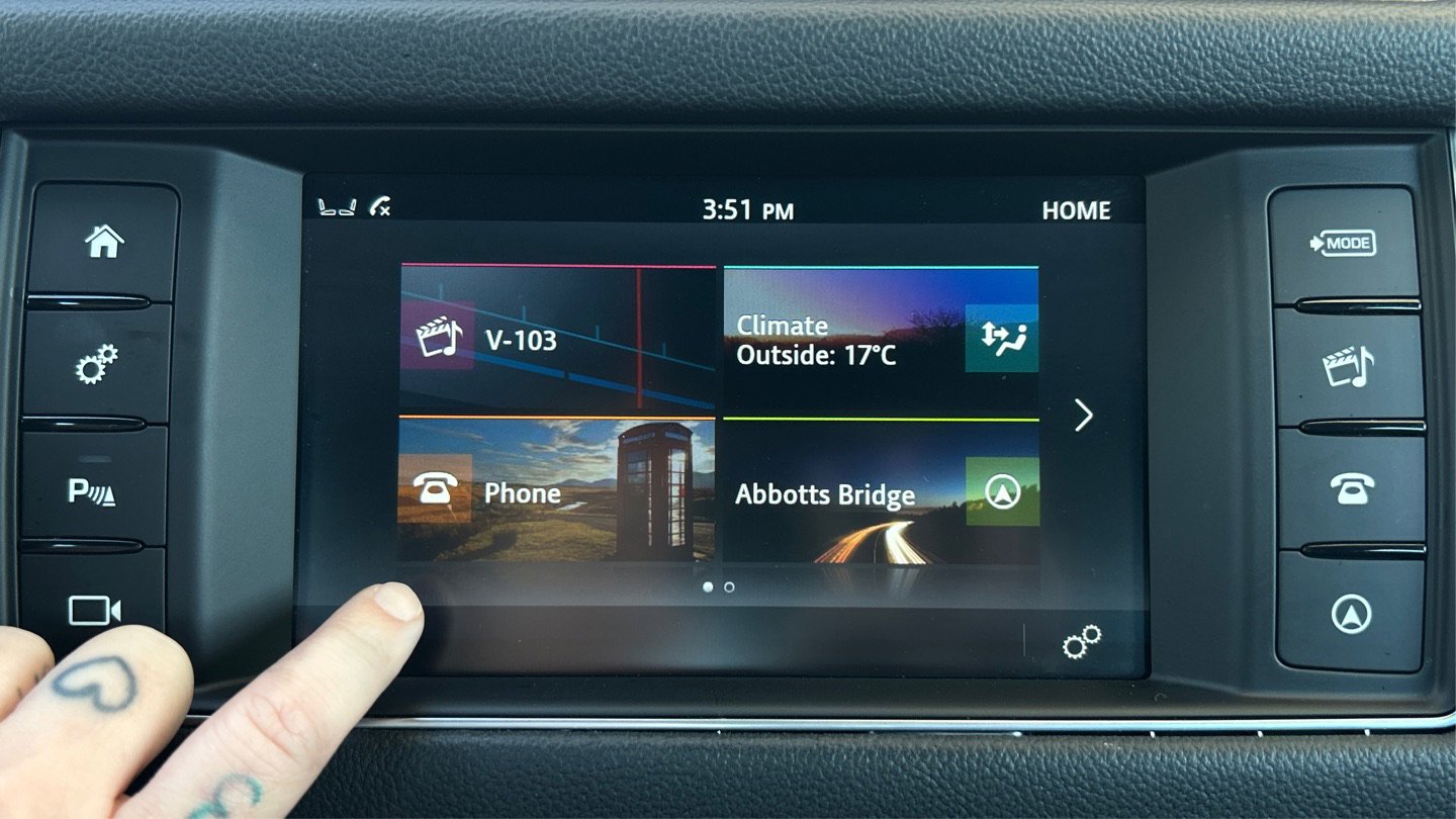 Used 2016 Jaguar XF R-Sport image 37