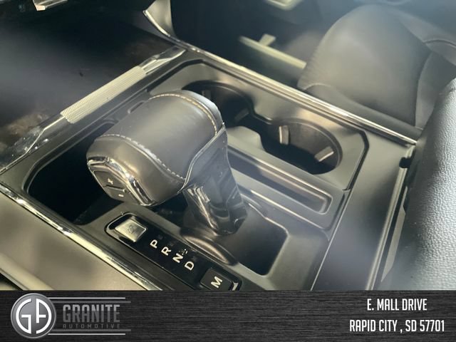 Used 2022 Ford F150 Lariat w/ Equipment Group 502A High AWD/4WD image 14
