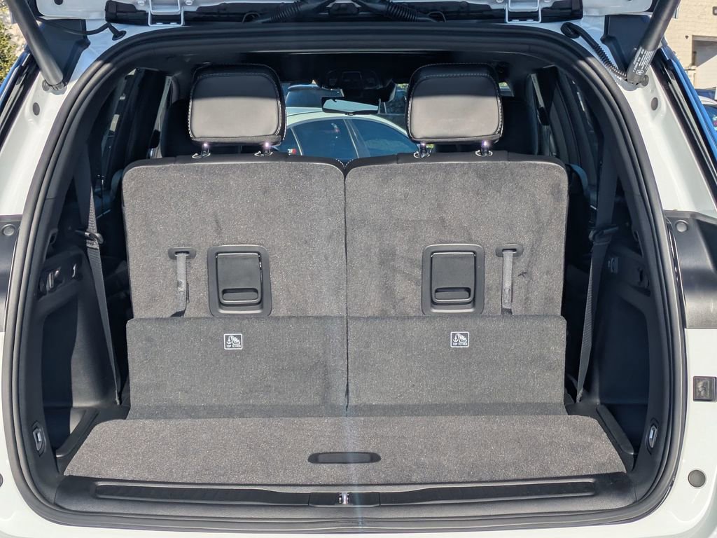 New 2025 Jeep Grand Cherokee L Limited w/ Luxury Tech Group II image 33