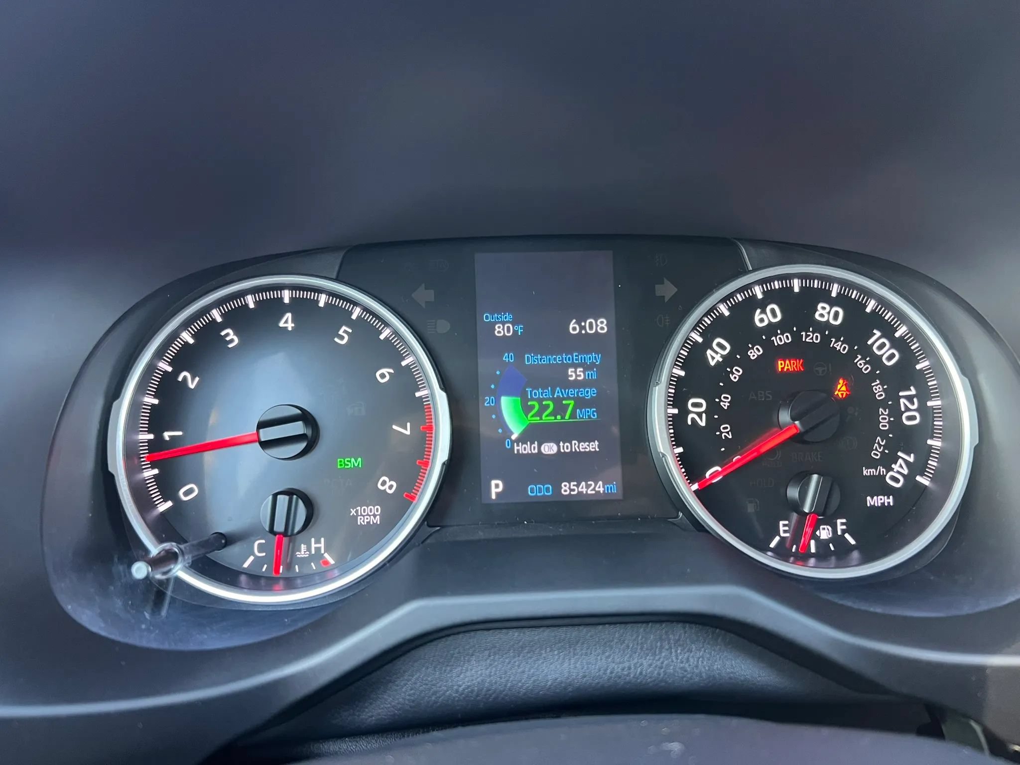 Used 2022 Toyota RAV4 XLE Premium FWD image 27