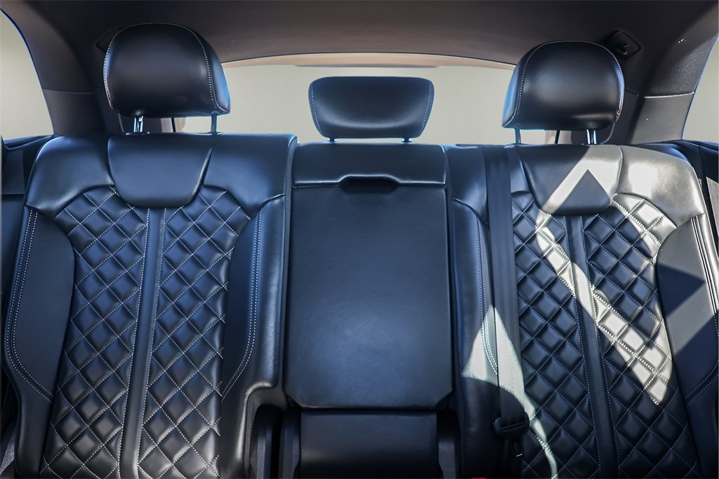 Used 2023 Audi SQ5 Prestige w/ Prestige Package image 22