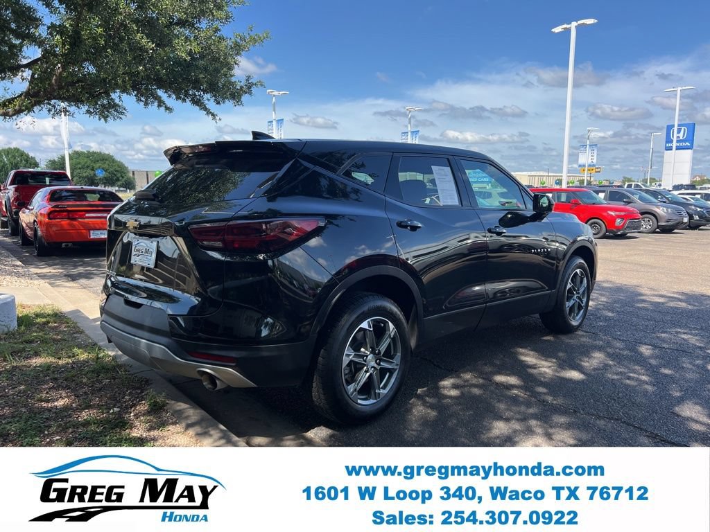 Used 2023 Chevrolet Blazer LT FWD image 7