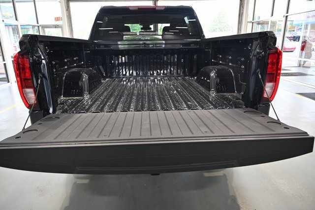 New 2026 GMC Sierra 1500 Elevation image 7