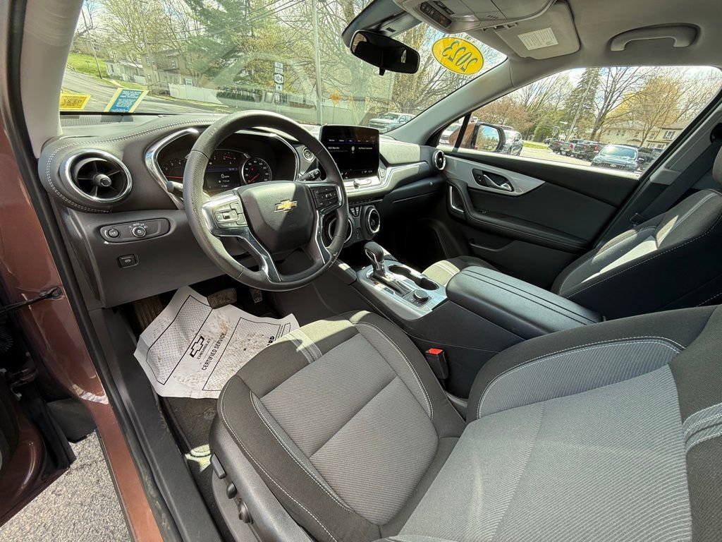 Used 2023 Chevrolet Blazer LT w/ Driver Confidence Package AWD/4WD image 16