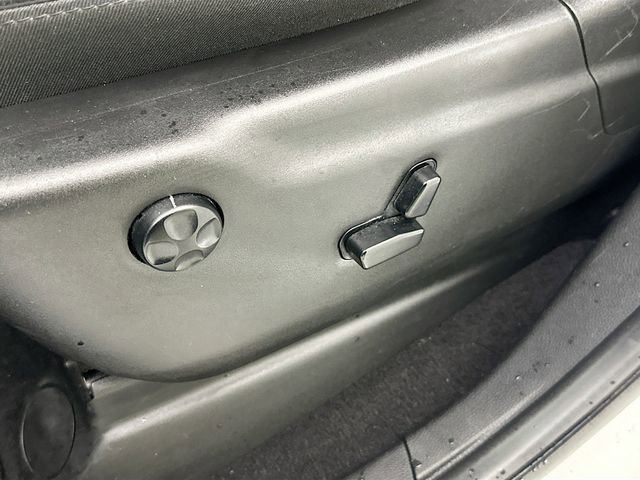 Used 2020 Jeep Grand Cherokee Limited image 19