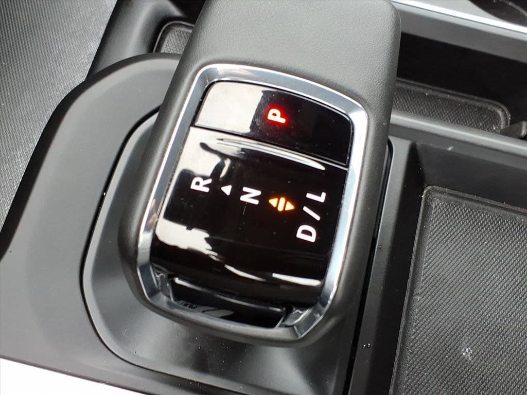 Used 2024 Chevrolet Silverado 1500 RST image 18