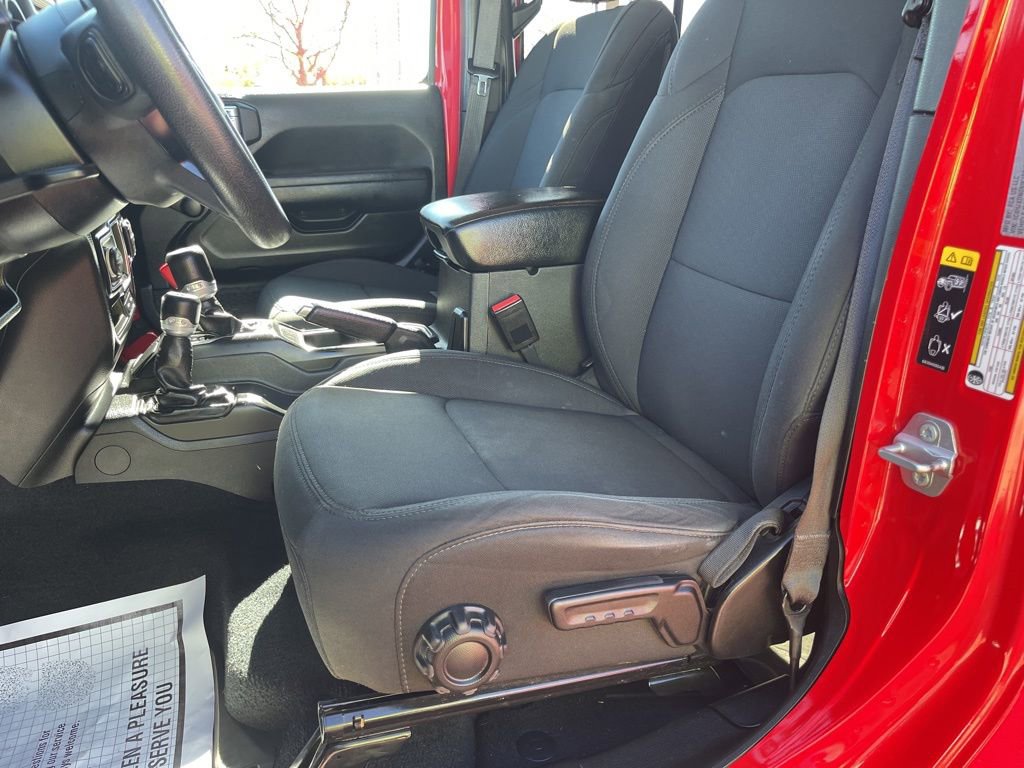 Used 2022 Jeep Wrangler Unlimited Sport image 7