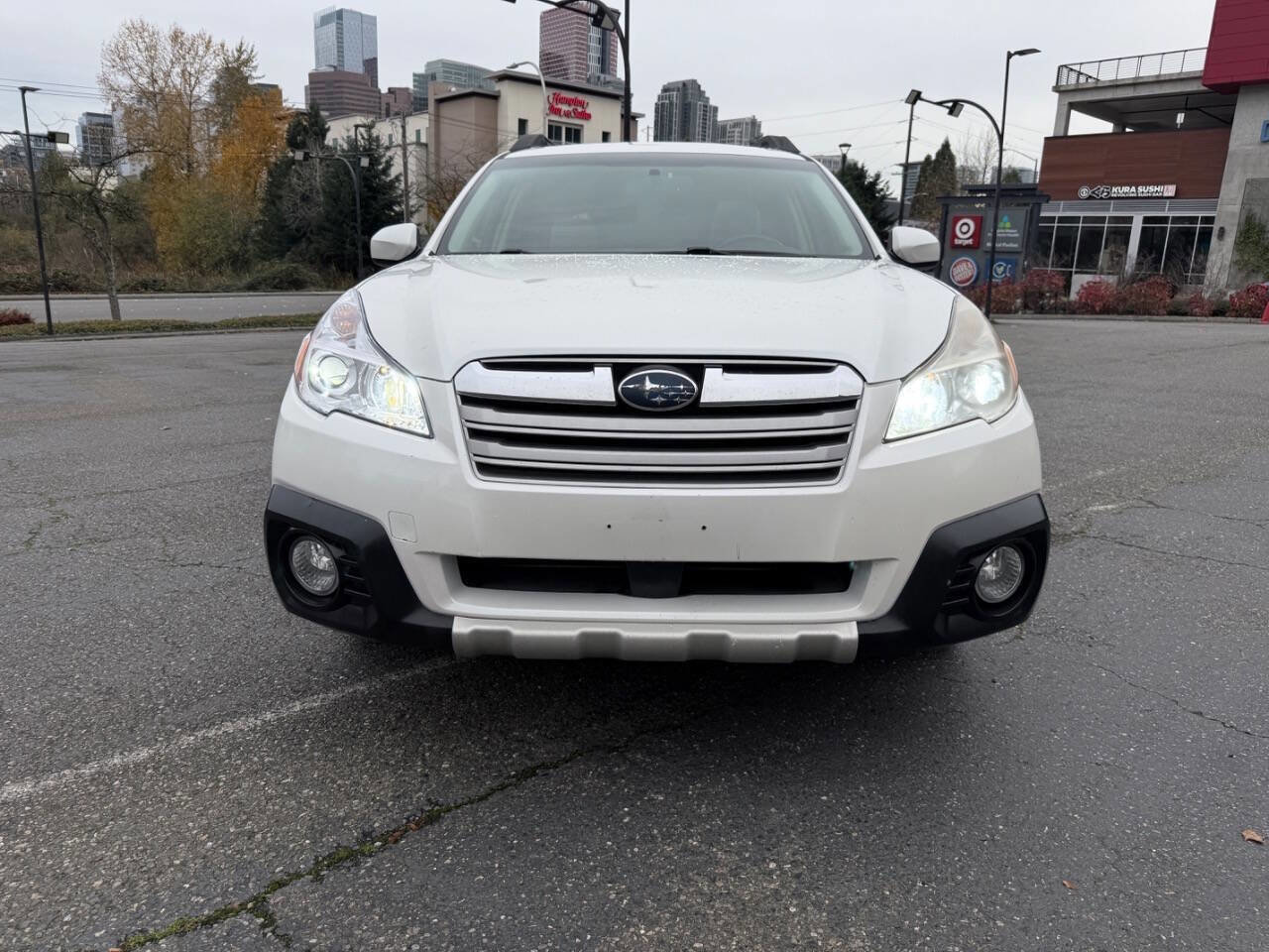 Used 2014 Subaru Outback 3.6R Limited w/ Moonroof Package image 2