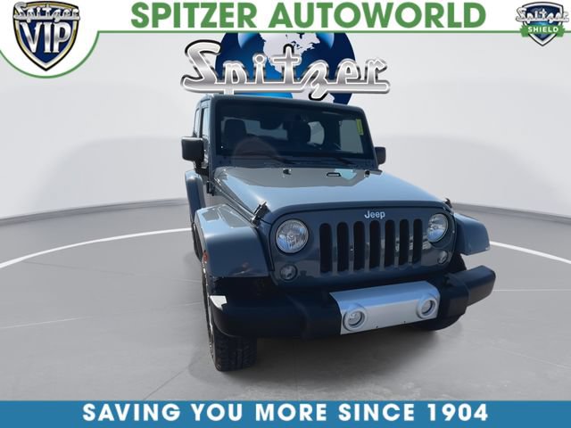 Used 2014 Jeep Wrangler Sahara w/ Dual Top Group AWD/4WD image 3