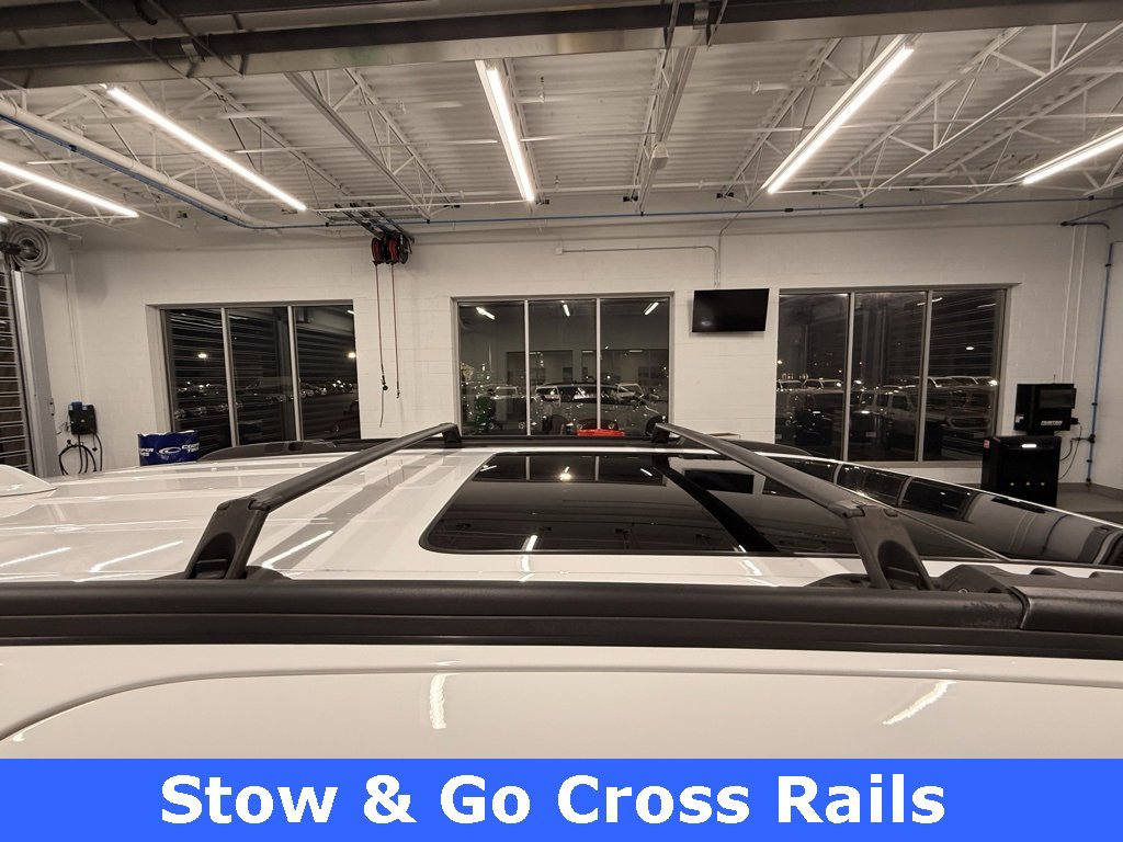 Used 2021 Chrysler Pacifica Touring-L w/ Uconnect Theater Family Group image 45