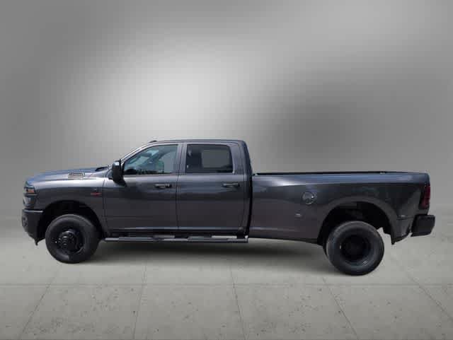 New 2026 RAM 3500 Tradesman AWD/4WD image 5