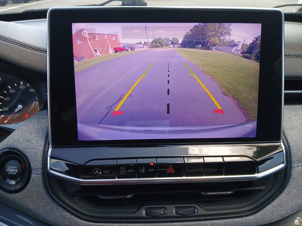 Certified 2024 Jeep Compass Latitude AWD/4WD image 43