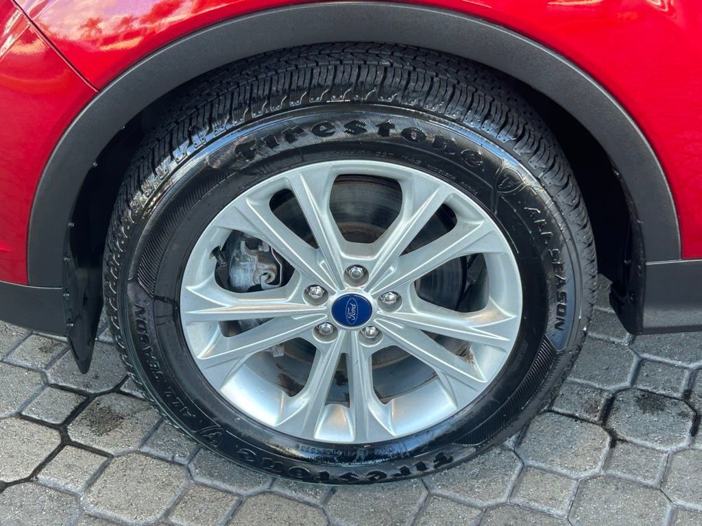 Used 2018 Ford Escape SEL image 19