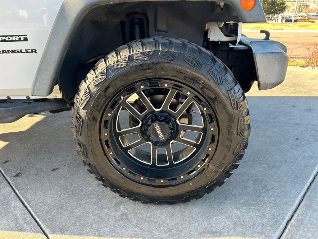 Used 2016 Jeep Wrangler Sport image 29