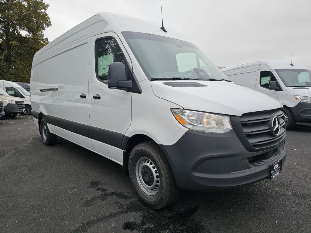 New 2025 Mercedes-Benz Sprinter 2500 image 8