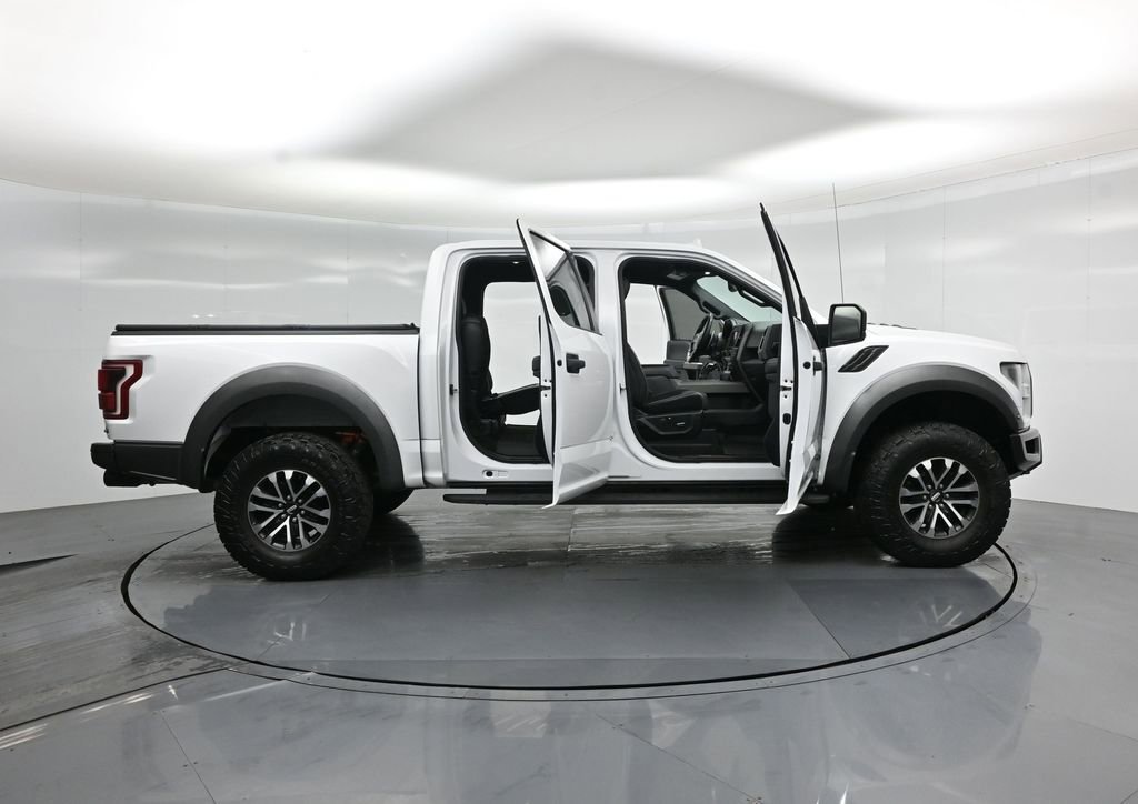 Certified 2020 Ford F150 Raptor w/ Equipment Group 801A Mid image 5