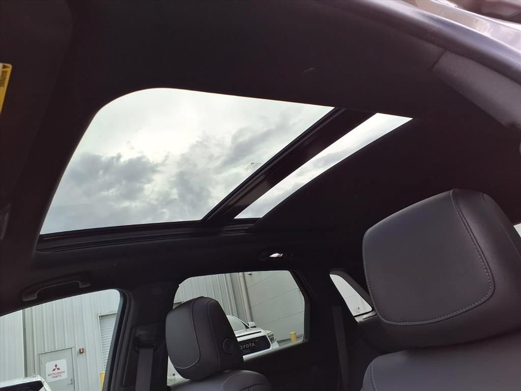 Used 2023 Cadillac XT5 Premium Luxury FWD image 22