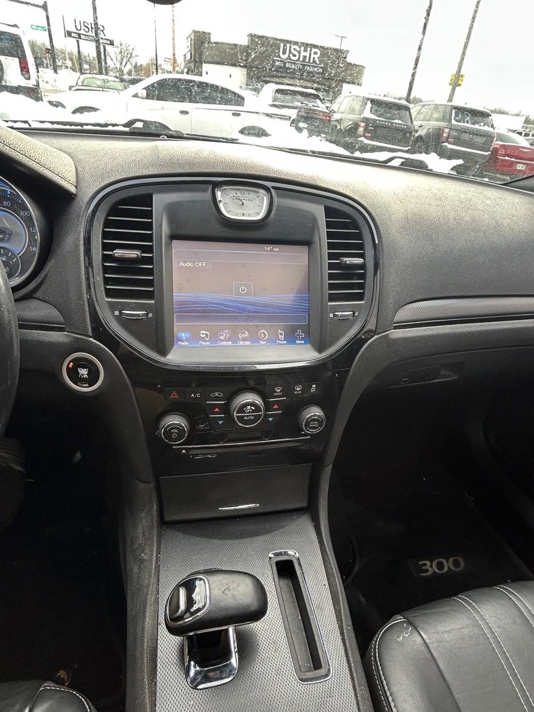 Used 2014 Chrysler 300 S image 16