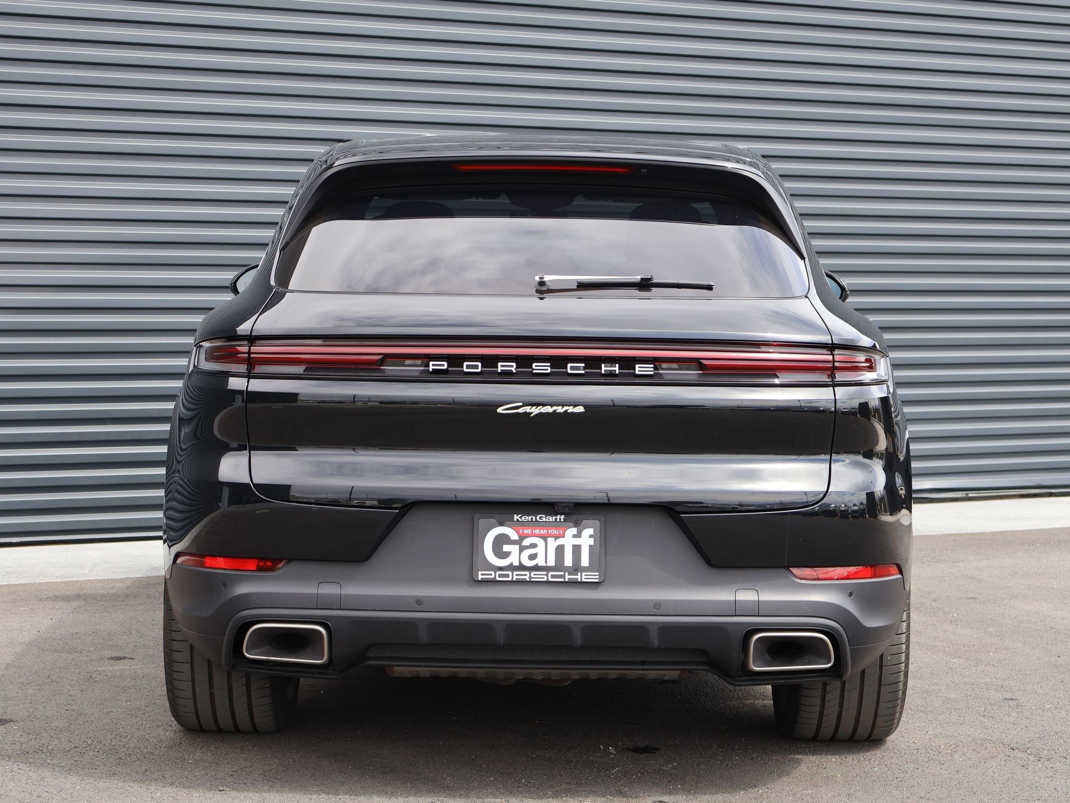 Used 2025 Porsche Cayenne E-Hybrid image 11