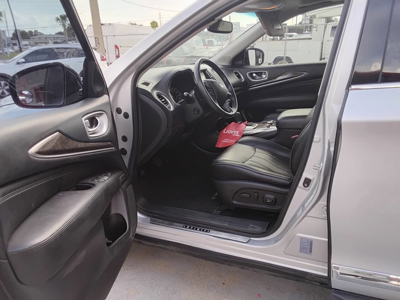 Used 2014 INFINITI QX60 Base AWD 4dr SUV w/ Premium Plus Package image 11