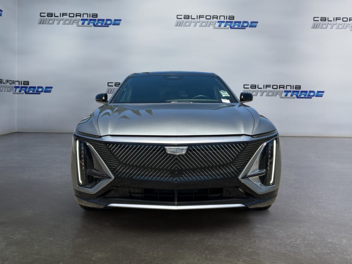 Used 2024 Cadillac Lyriq Tech w/ Driver Assist Package RWD image 2