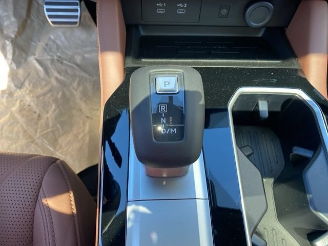 New 2026 Mitsubishi Outlander SEL FWD image 17