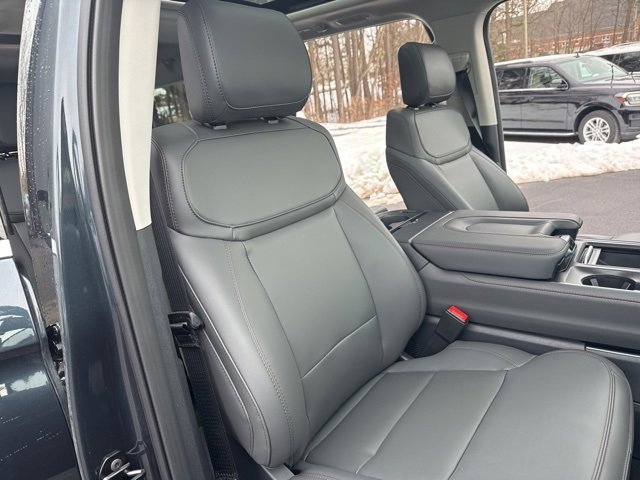 New 2025 Ford Expedition Max Active image 24