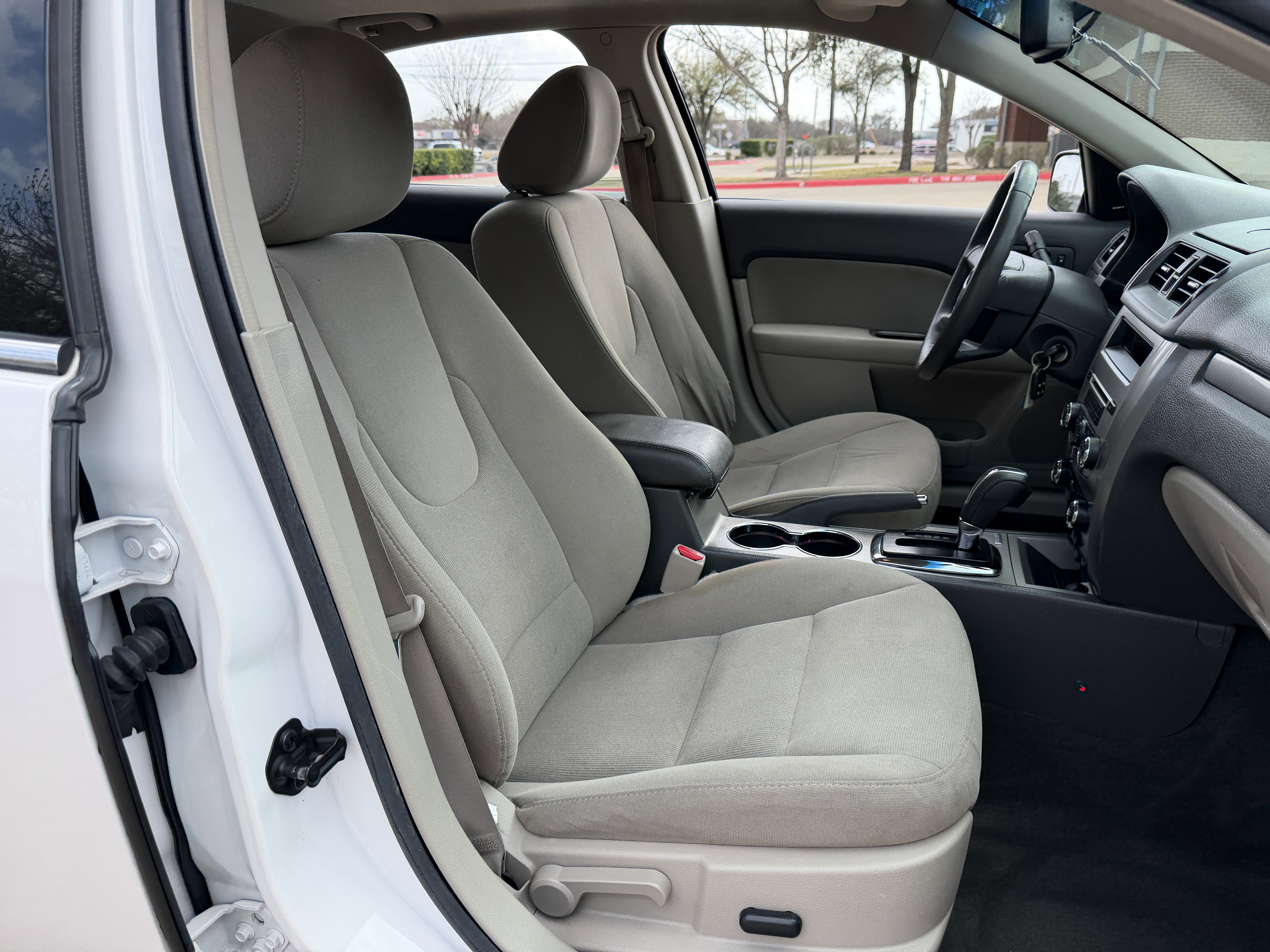 Used 2010 Ford Fusion Hybrid image 10