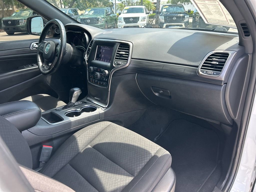 Used 2021 Jeep Grand Cherokee Freedom Edition RWD image 43