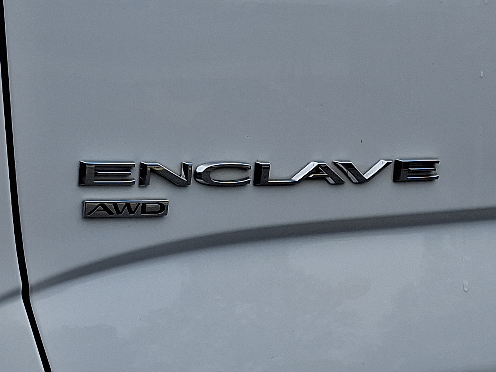 Used 2023 Buick Enclave Essence AWD/4WD image 30