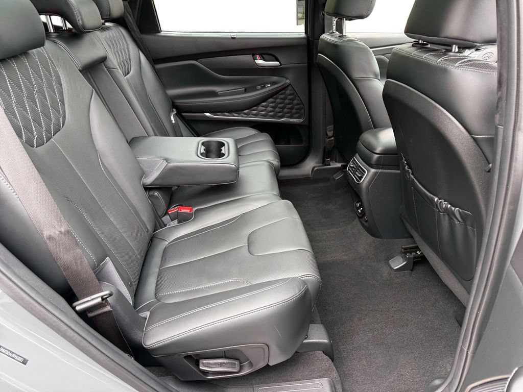 Used 2023 Hyundai Santa Fe Calligraphy AWD/4WD image 19