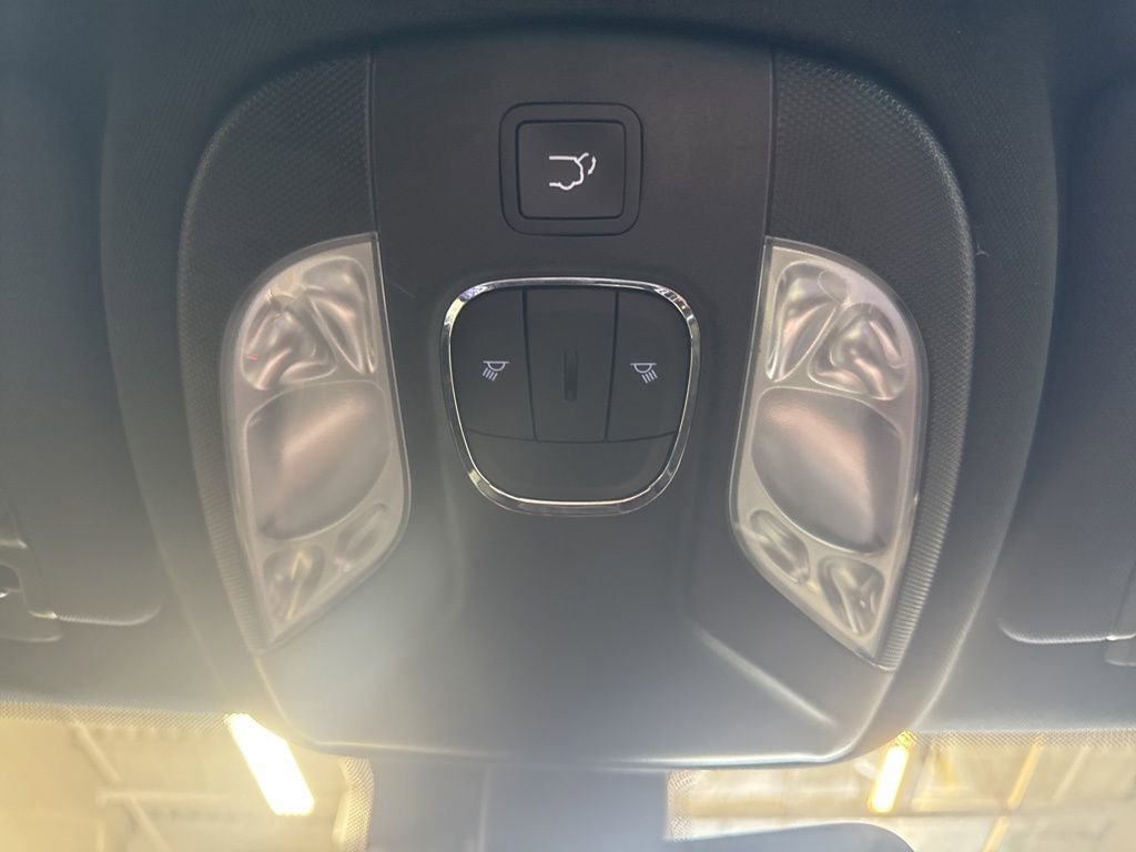 Used 2023 Jeep Compass Latitude w/ Convenience Group image 26