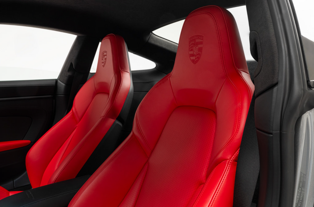 Used 2024 Porsche 911 GT3 RWD image 17