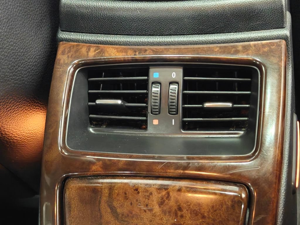 Used 2011 BMW 328i xDrive Coupe AWD/4WD image 32