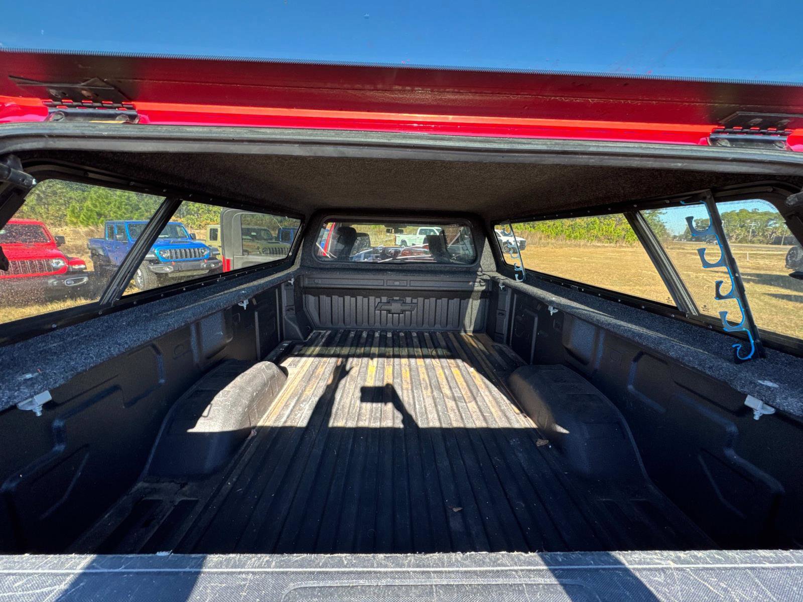 Used 2020 Chevrolet Silverado 2500 Custom w/ Custom Value Package image 11