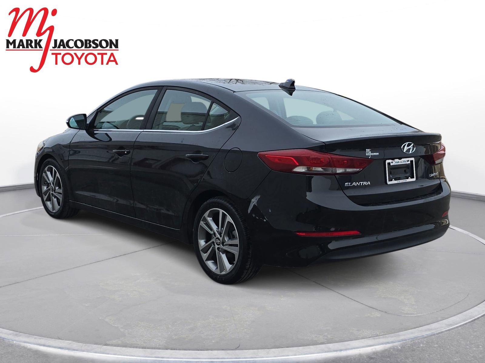 Used 2018 Hyundai Elantra Limited w/ Cargo Package image 11